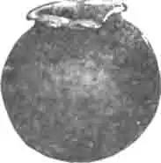 Шар священного навозника перед помещением в него яйца Шар священного навозника перед помещением в него яйца